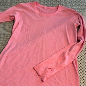 Lululemon long sleeve running shirt size 6/8